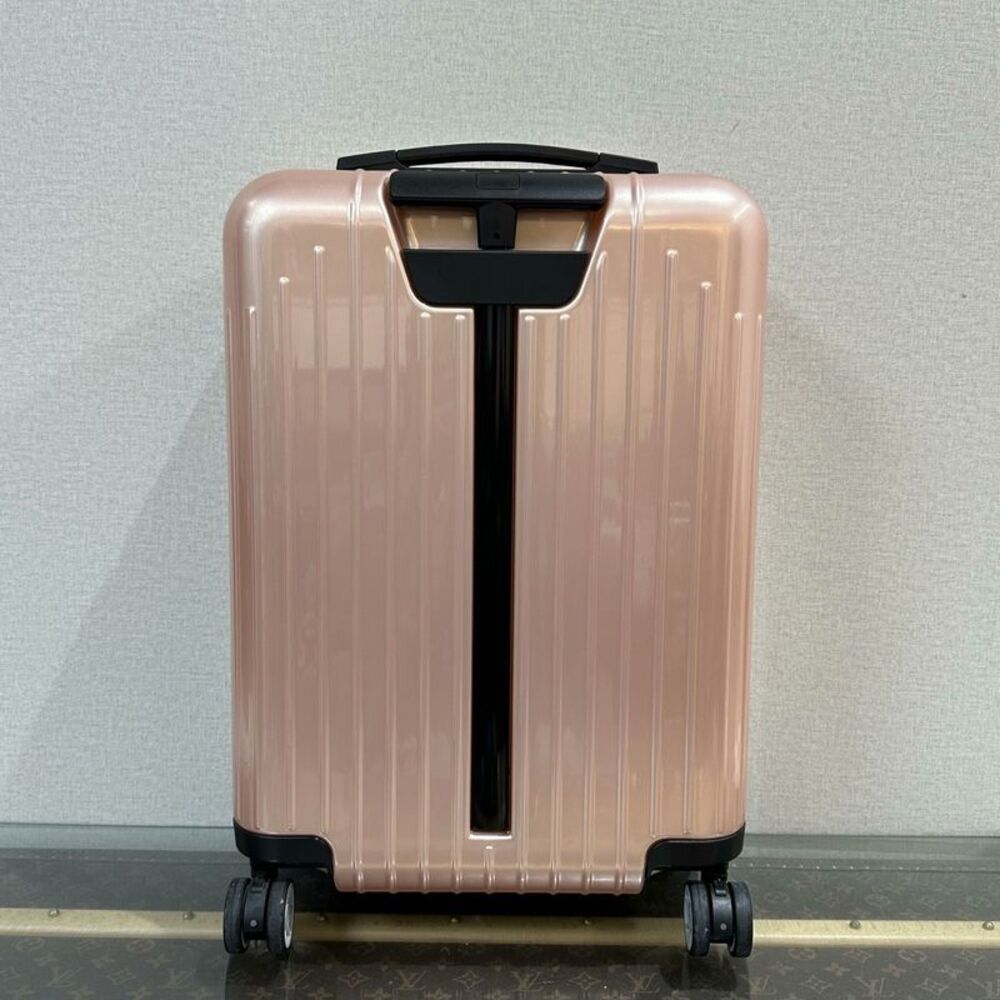 Rimowa Women Pre-Loved Bag Very Good Condition